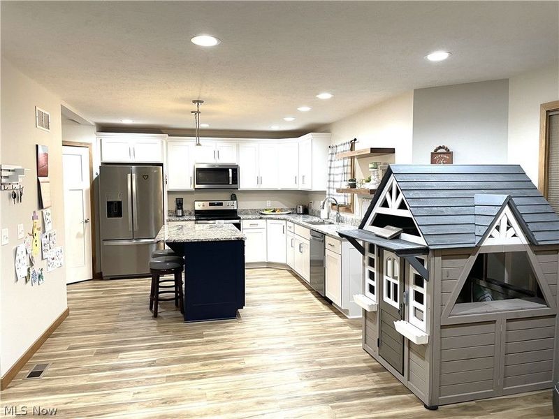 234 E Ohio Avenue, Dover, OH 44622 Photo 10