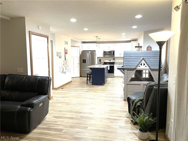 234 E Ohio Avenue, Dover, OH 44622 Photo 11