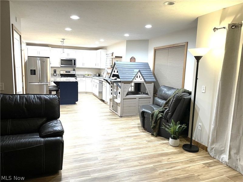 234 E Ohio Avenue, Dover, OH 44622 Photo 12