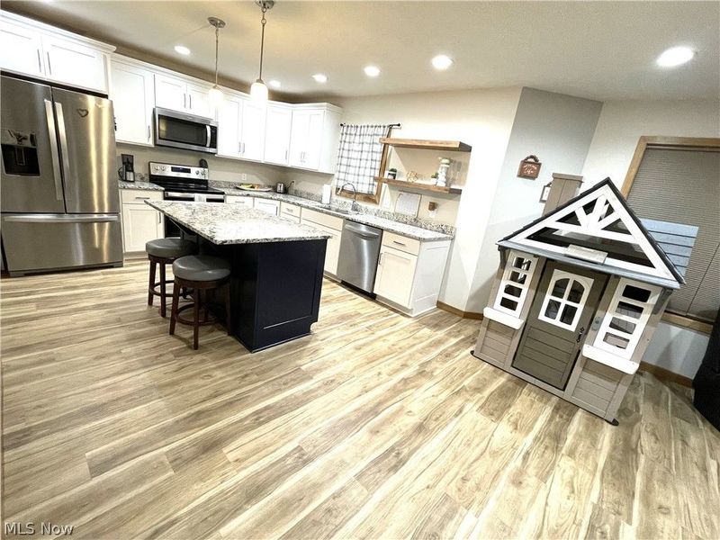 234 E Ohio Avenue, Dover, OH 44622 Photo 13