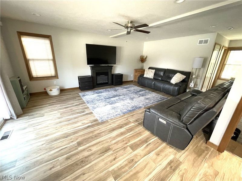 234 E Ohio Avenue, Dover, OH 44622 Photo 19
