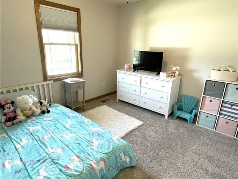 234 E Ohio Avenue, Dover, OH 44622 Photo 35