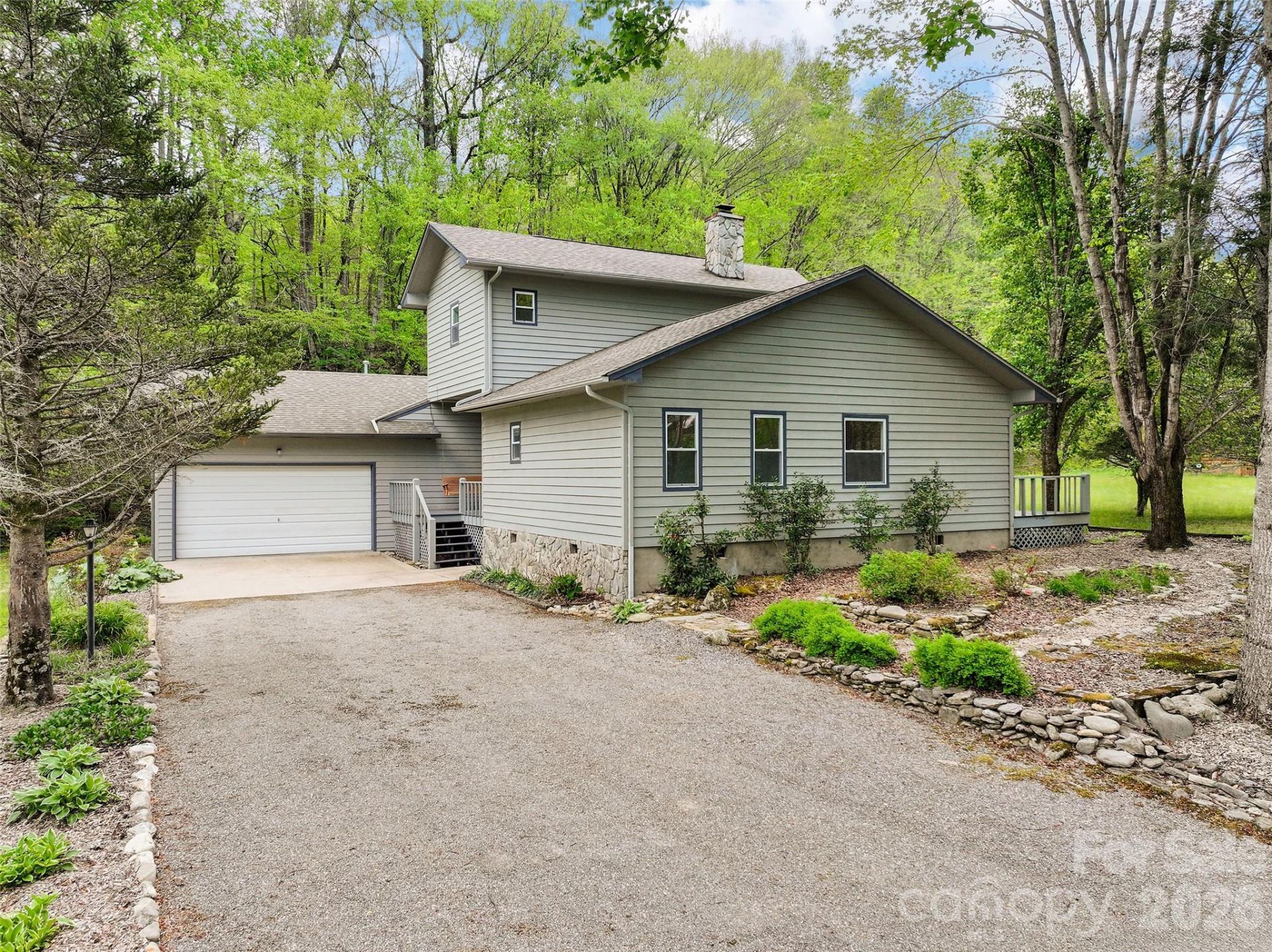 287 Caldwell Drive, Maggie Valley, NC 28751 Main Photo