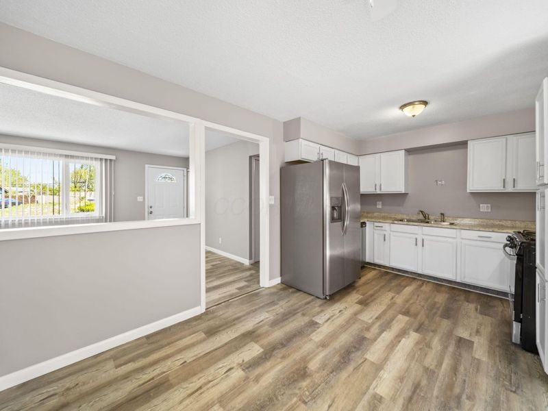 3063 Chelford Drive , Columbus, OH 43219 Photo 11