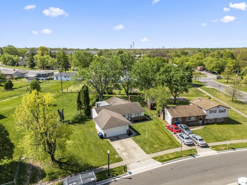 3063 Chelford Drive , Columbus, OH 43219 Photo 3