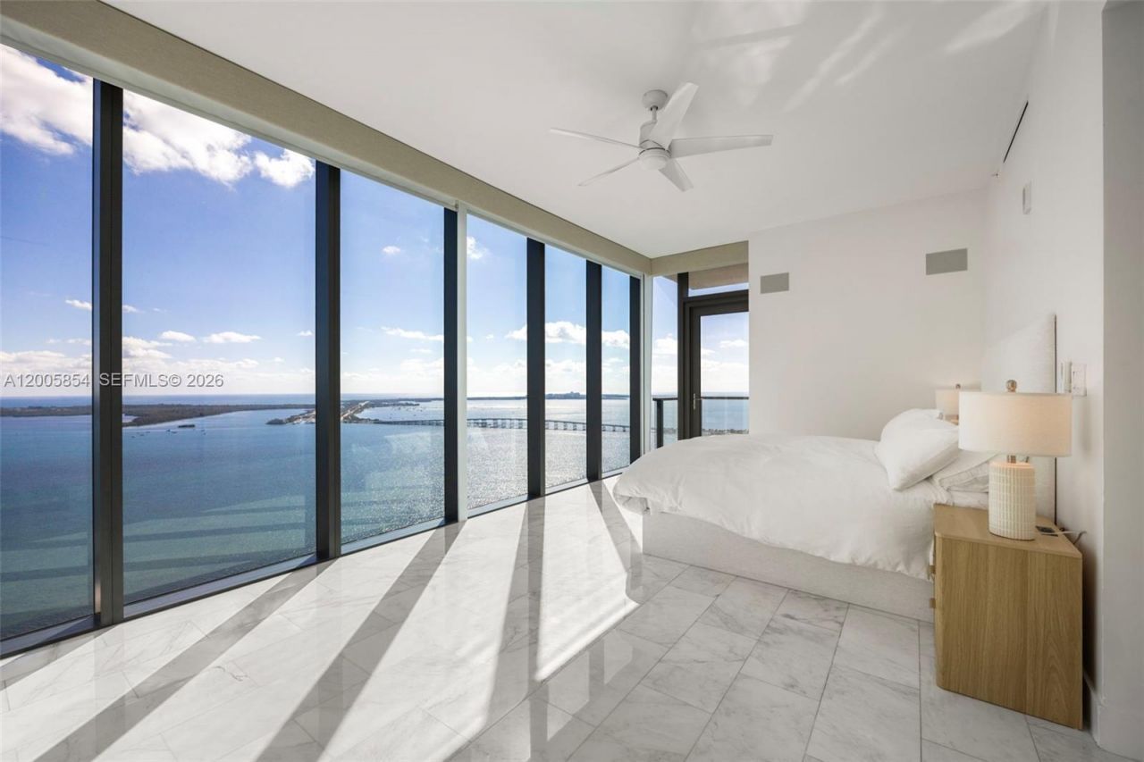 1451 Brickell Ave, Unit 4002, Miami, FL 33131 Photo
