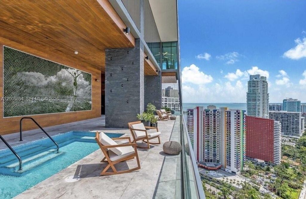 1451 Brickell Ave, Unit 4002, Miami, FL 33131 Photo
