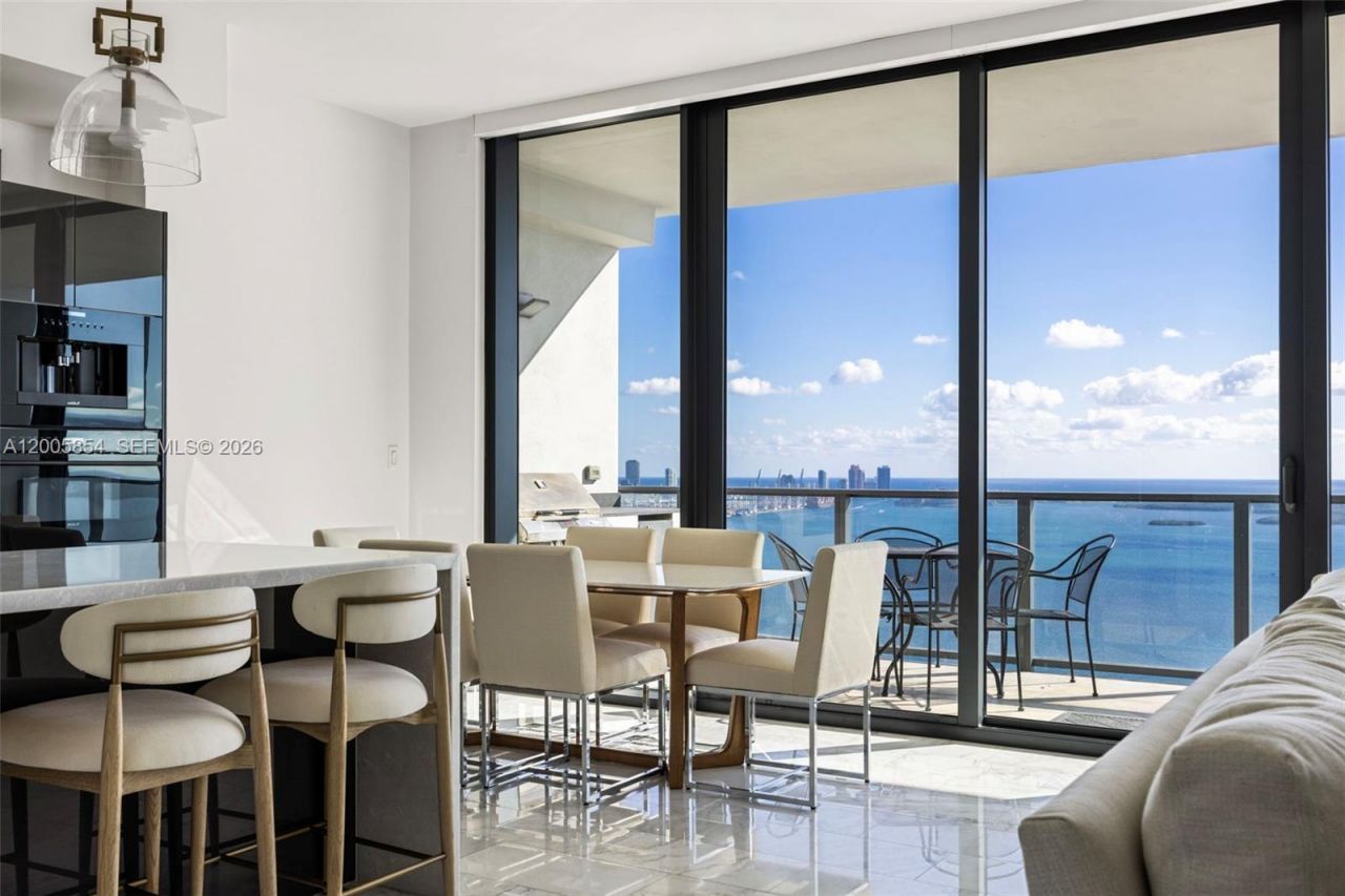 1451 Brickell Ave, Unit 4002, Miami, FL 33131 Photo