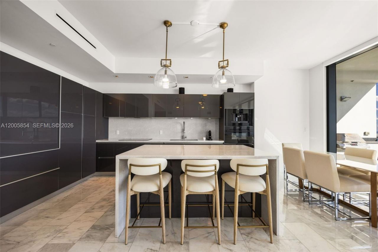 1451 Brickell Ave, Unit 4002, Miami, FL 33131 Photo