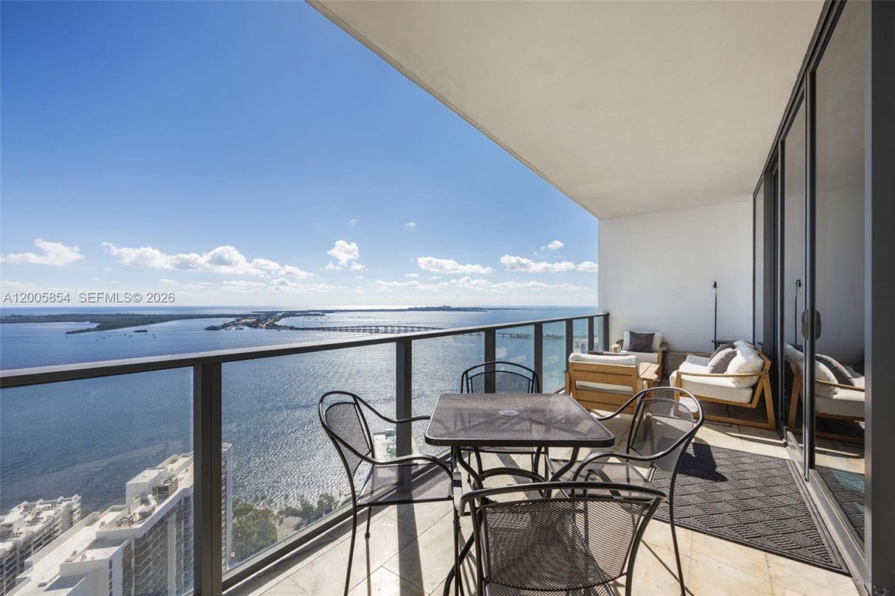 1451 Brickell Ave, Unit 4002, Miami, FL 33131 Photo