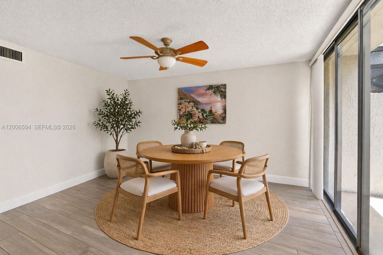 11254 NW 15th Ct, Pembroke Pines, FL 33026 Photo