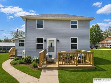 424 SHERMAN Avenue , Nehawka, NE 68413