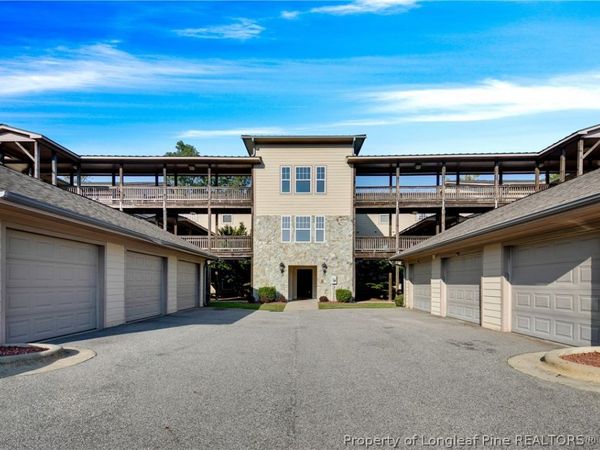 1611 Bluffside Drive, Unit 301, Fayetteville, NC 28312