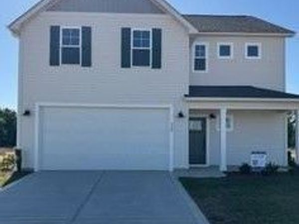 240 Peeler Circle, Raeford, NC 28376