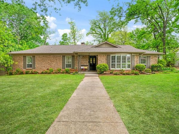 2745 Simpson Street , Paris, TX 75460