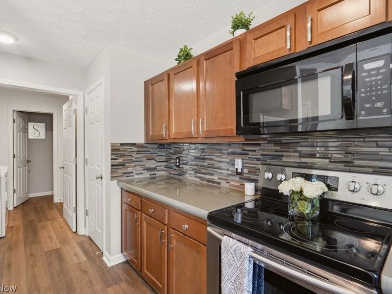 307 Teal Circle, Coventry, OH 44319 Photo 25