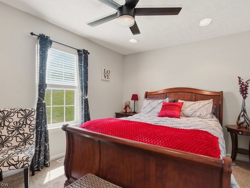 307 Teal Circle, Coventry, OH 44319 Photo 9