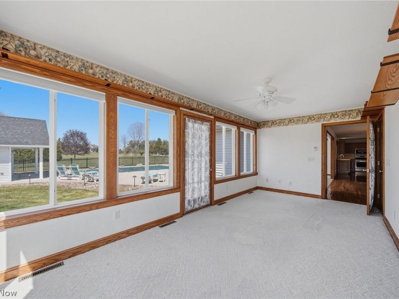 11011 Immel Avenue NE, Hartville, OH 44632 Photo 14