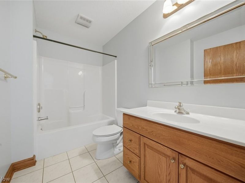 11011 Immel Avenue NE, Hartville, OH 44632 Photo 31