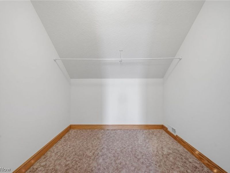 11011 Immel Avenue NE, Hartville, OH 44632 Photo 32