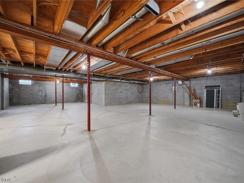 11011 Immel Avenue NE, Hartville, OH 44632 Photo 35