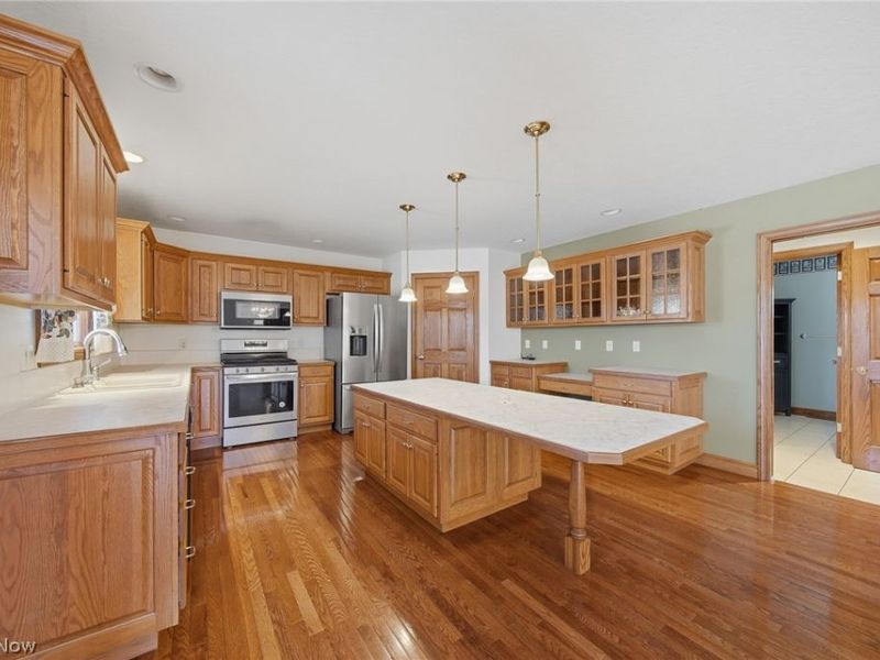 11011 Immel Avenue NE, Hartville, OH 44632 Photo 7