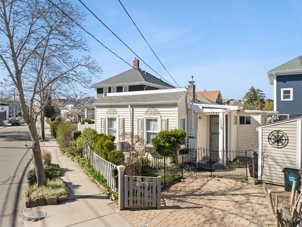 116 Rawson Rd, Quincy, MA 02170