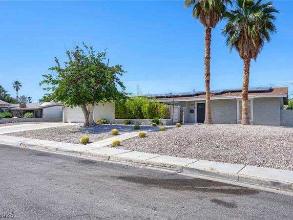 1692 Seneca Lane , Las Vegas, NV 89169