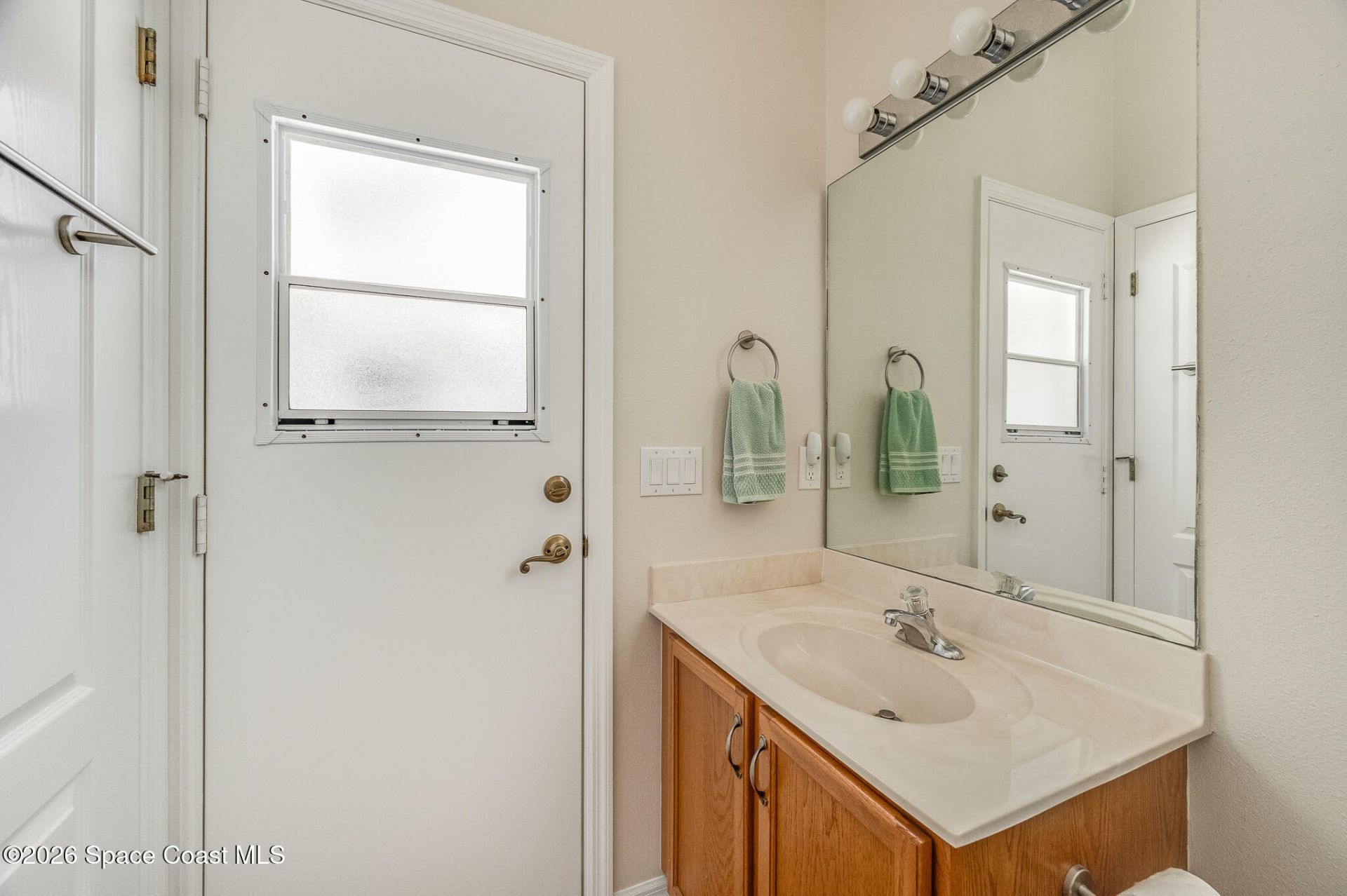 230 Ridgemont Circle SE , Palm Bay, FL 32909 Photo