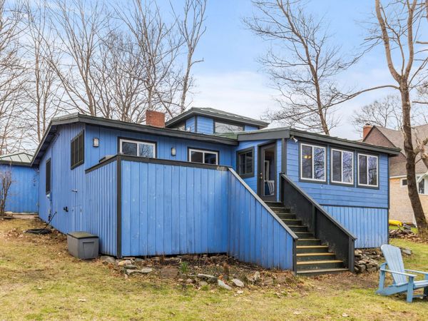 132 Sunset Avenue , Portland, ME 04109