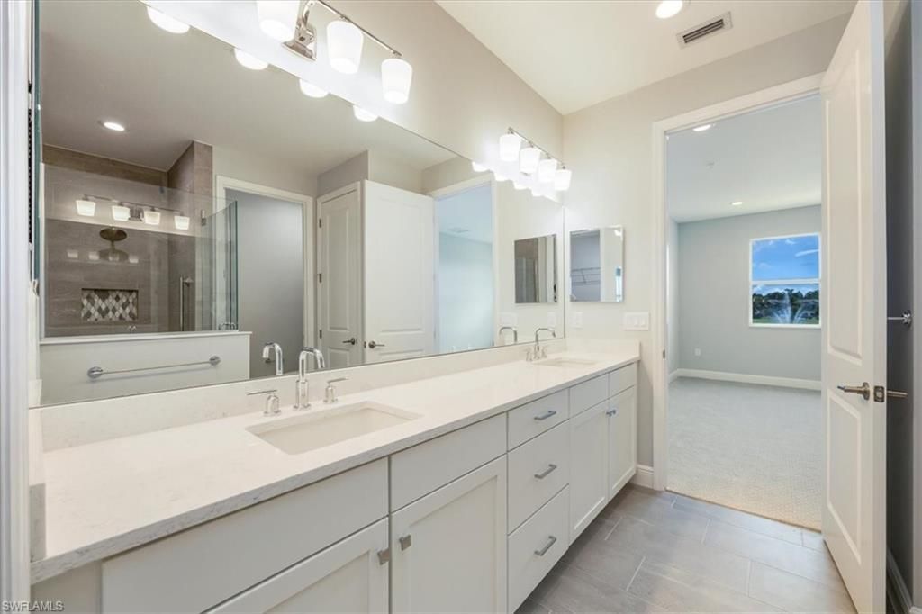 2633 Seychelles Cir, Unit 2307, Naples, FL 34112 Photo
