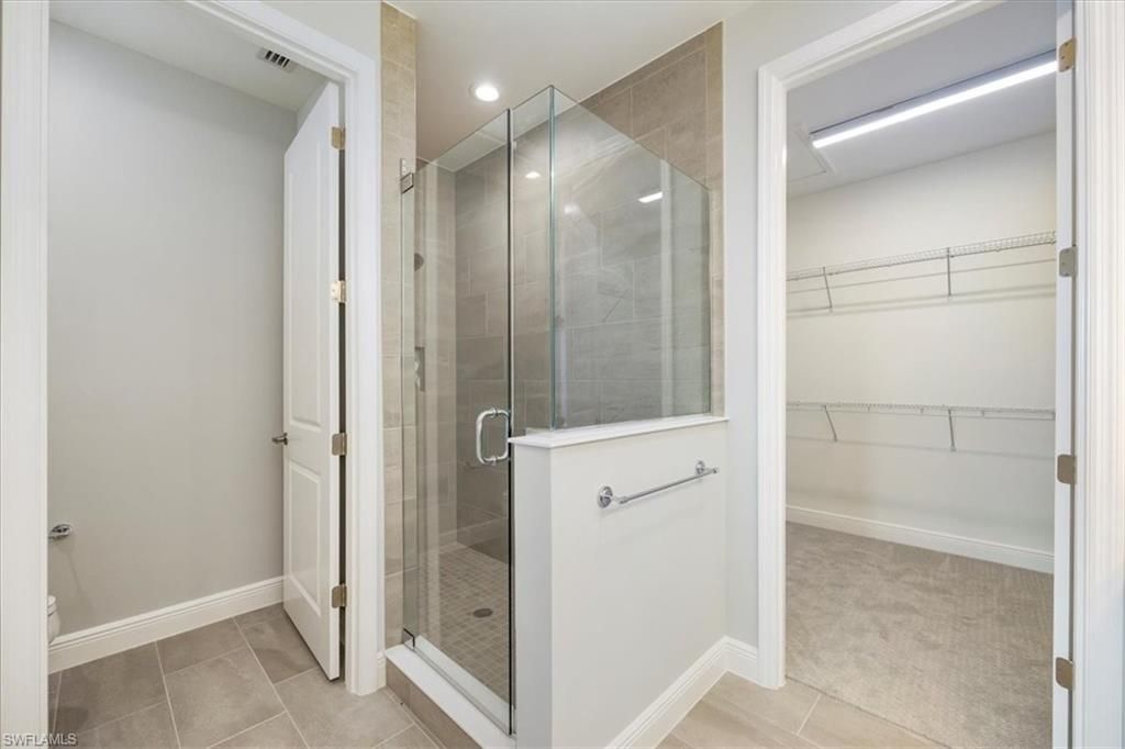 2633 Seychelles Cir, Unit 2307, Naples, FL 34112 Photo
