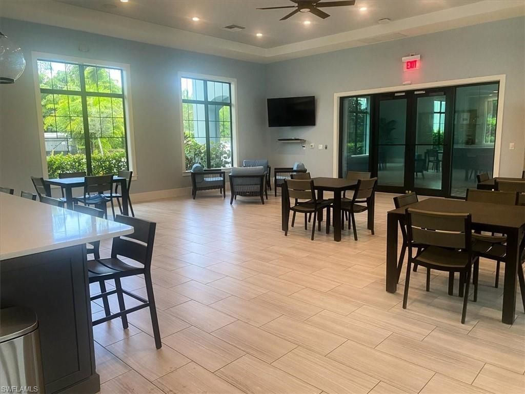 2633 Seychelles Cir, Unit 2307, Naples, FL 34112 Photo