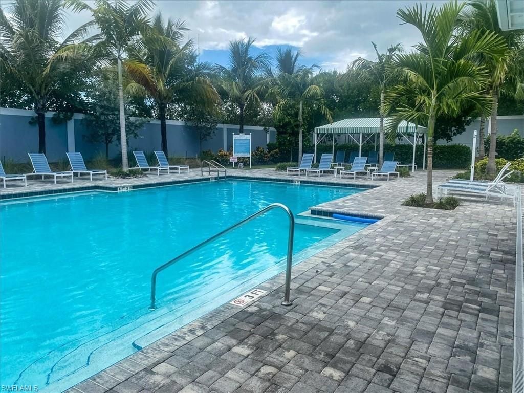 2633 Seychelles Cir, Unit 2307, Naples, FL 34112 Photo