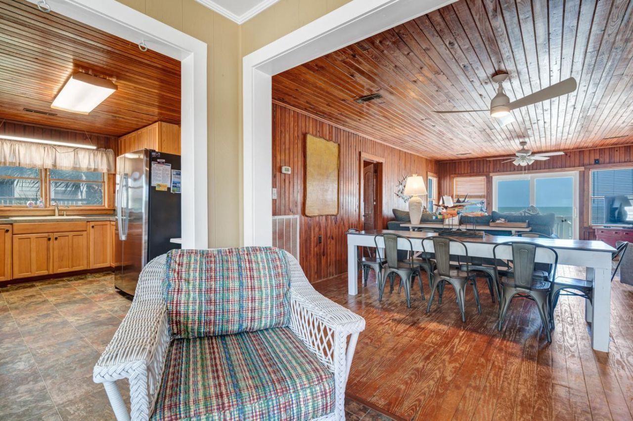 610 Palmetto Boulevard Photo 10