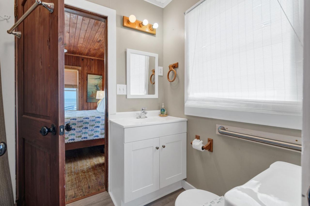 610 Palmetto Boulevard Photo 19