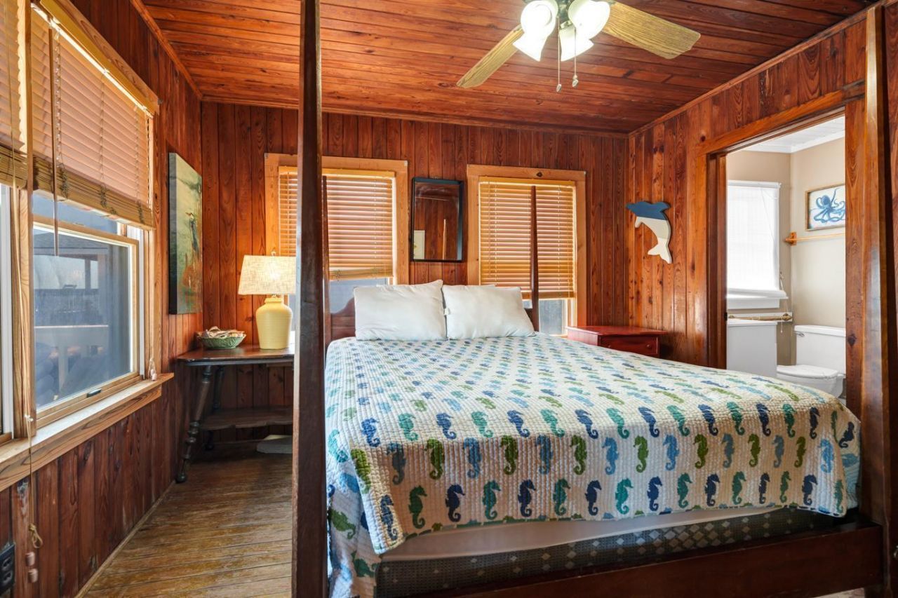 610 Palmetto Boulevard Photo 20