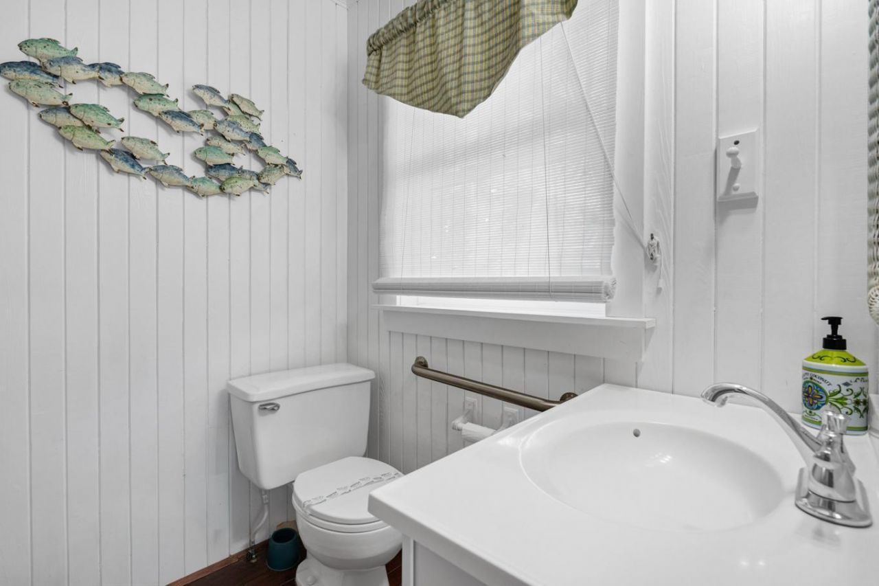 610 Palmetto Boulevard Photo 25