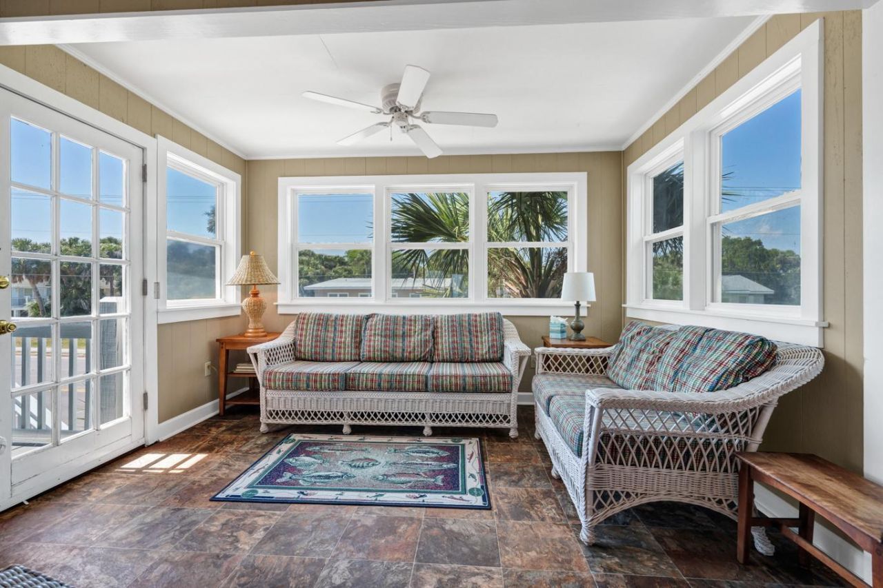 610 Palmetto Boulevard Photo 9