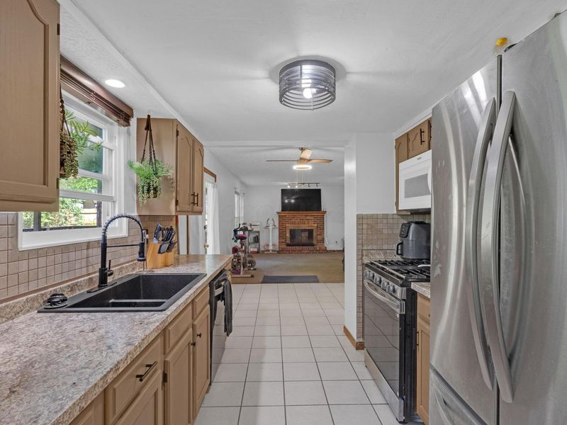 144 Garston Court, Columbus, OH 43230 Photo 12