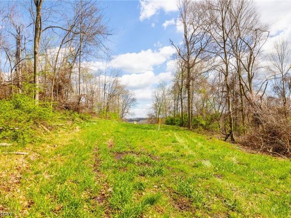 105 W Hanley Road , Mansfield, OH 44904