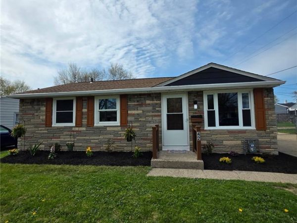 42 Glendale Lane , Buffalo, NY 14225