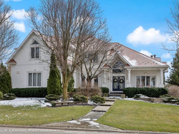 11 Loblolly Court , Lemont, IL 60439