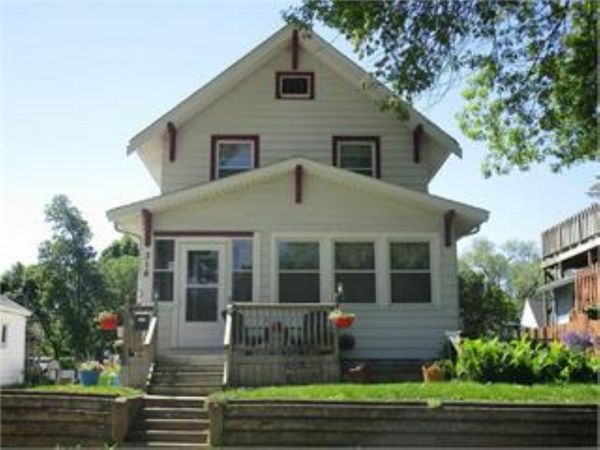 316 W 13th Street, Cedar Falls, IA 50613