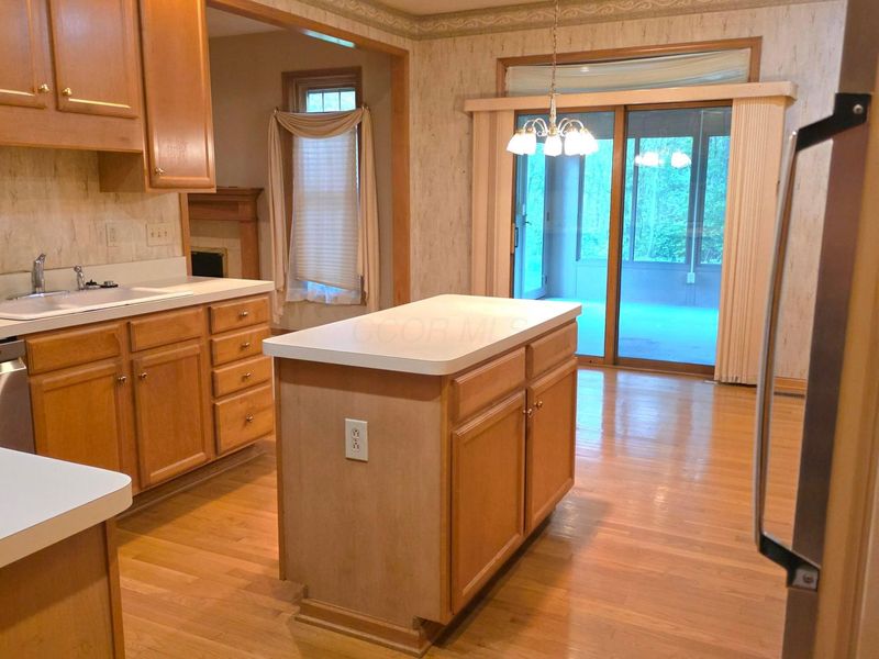 303 Fallriver Drive , Reynoldsburg, OH 43068 Photo 15