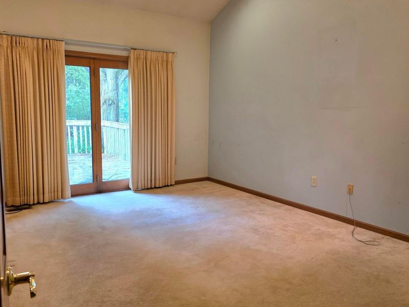 303 Fallriver Drive , Reynoldsburg, OH 43068 Photo 21