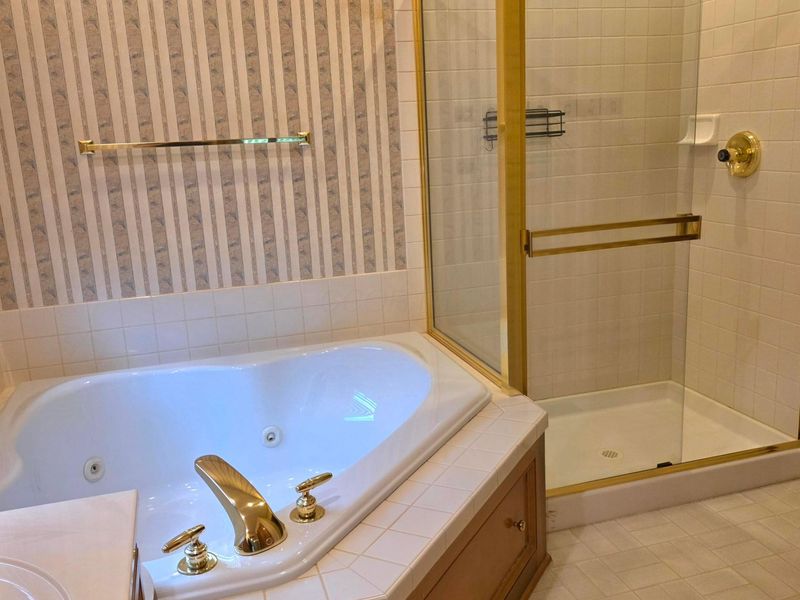 303 Fallriver Drive , Reynoldsburg, OH 43068 Photo 24