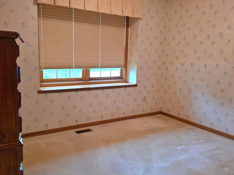 303 Fallriver Drive , Reynoldsburg, OH 43068 Photo 25