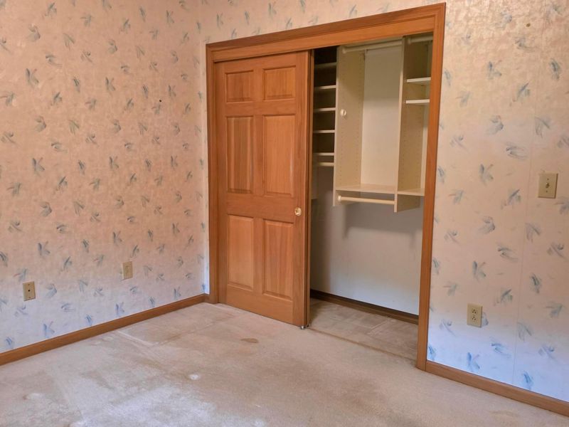 303 Fallriver Drive , Reynoldsburg, OH 43068 Photo 26