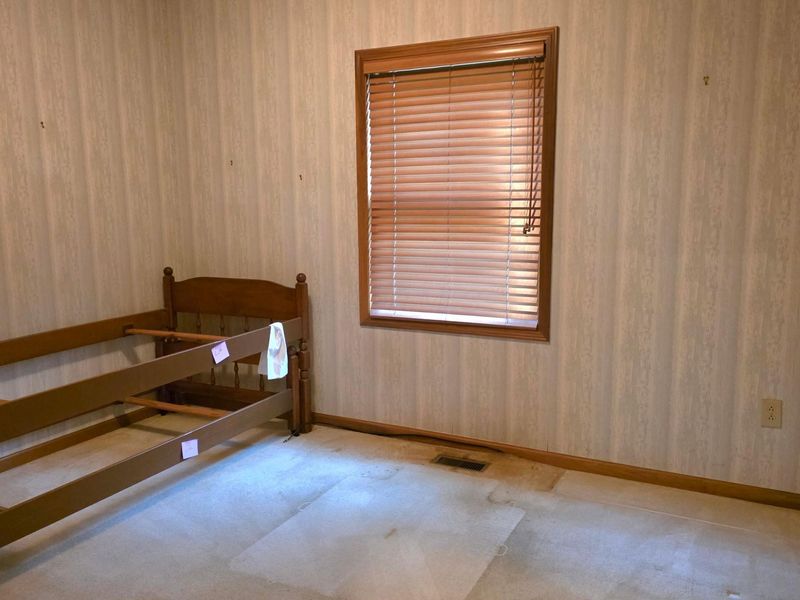 303 Fallriver Drive , Reynoldsburg, OH 43068 Photo 28